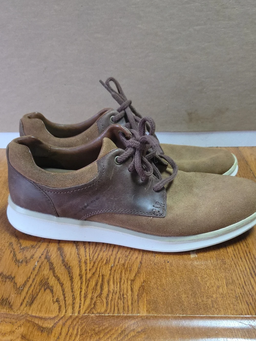 UGG Hepner shoes 2016 Size 8.5